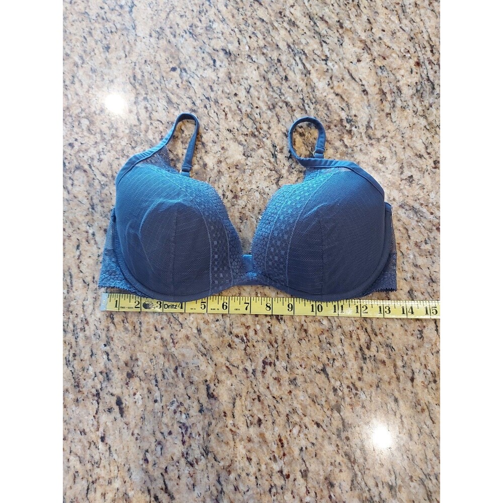 Victoria’s Secret Incredible by VS Navy Blue Lightly Lined Plunge Bra Size 36D